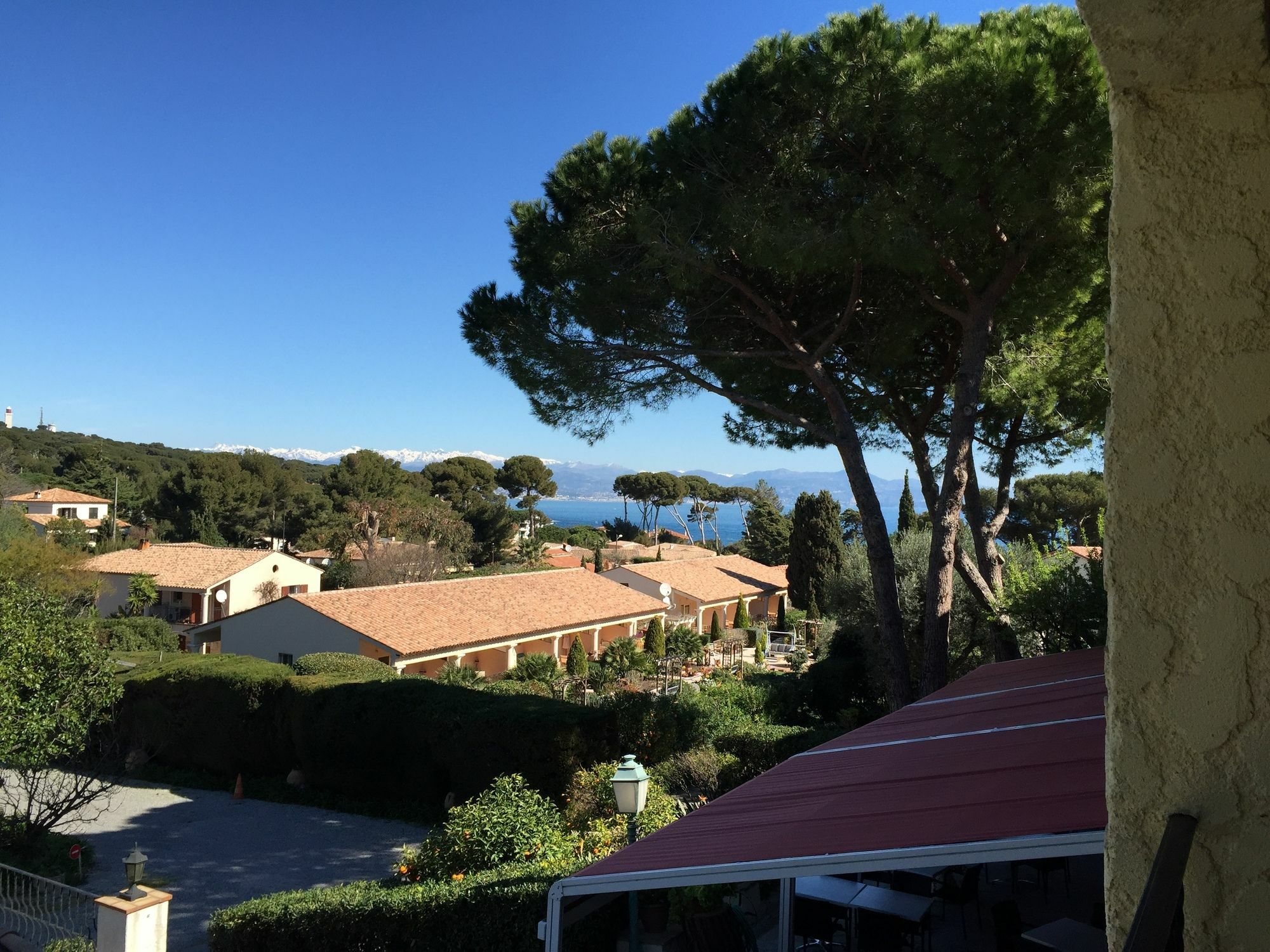 Hotel Castel Garoupe Antibes Exterior foto